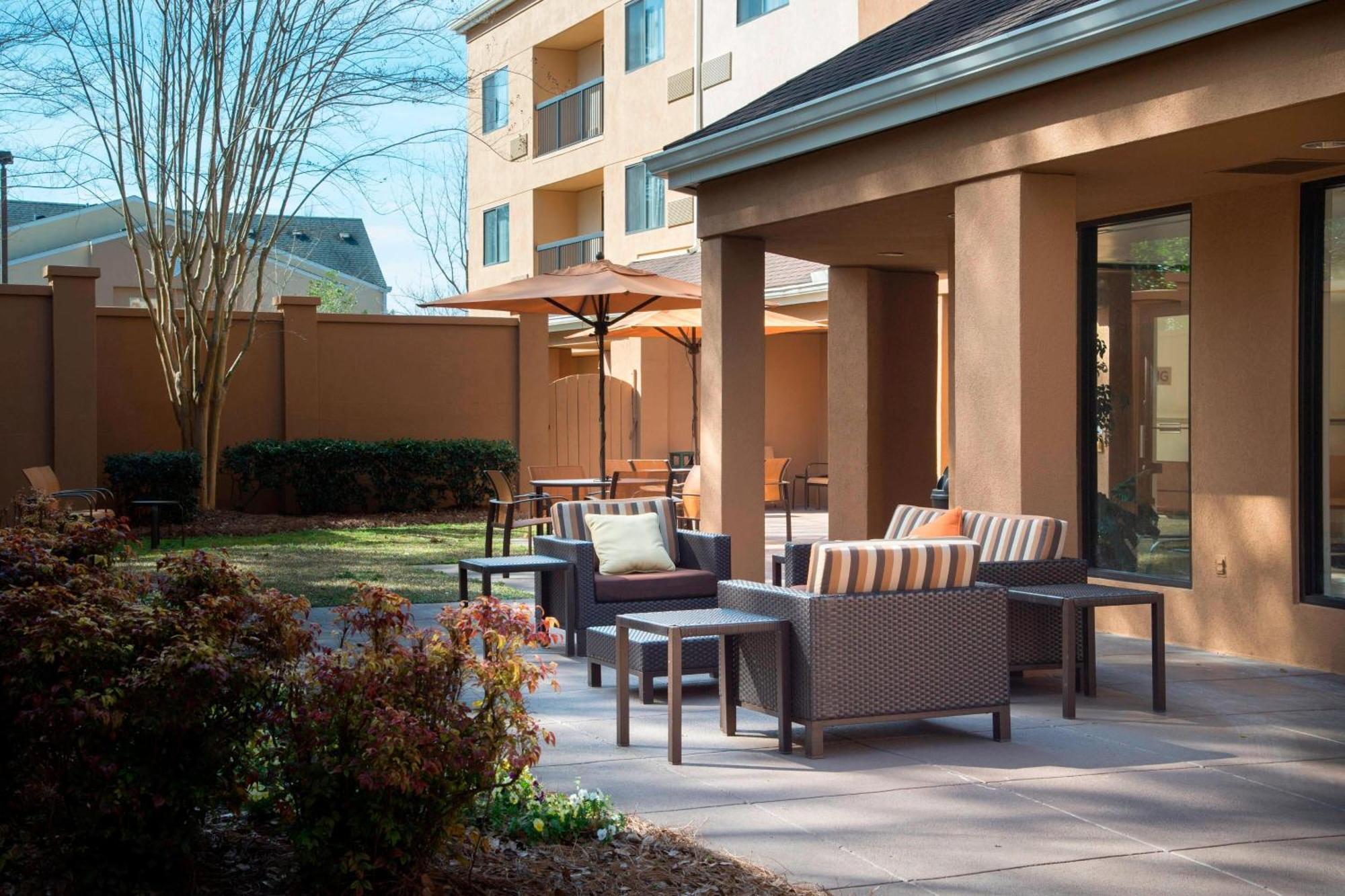 Courtyard By Marriott Dothan Exterior foto